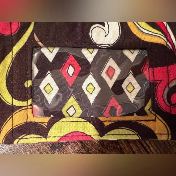 RETIRED: Vera Bradley | Ladies Puccini ID coin keyring purse. - Picture 2 of 12